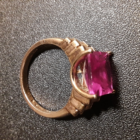 Vintage Bright Pink Stone Ring Stamped 925, Size 9 - Picture 1 of 11